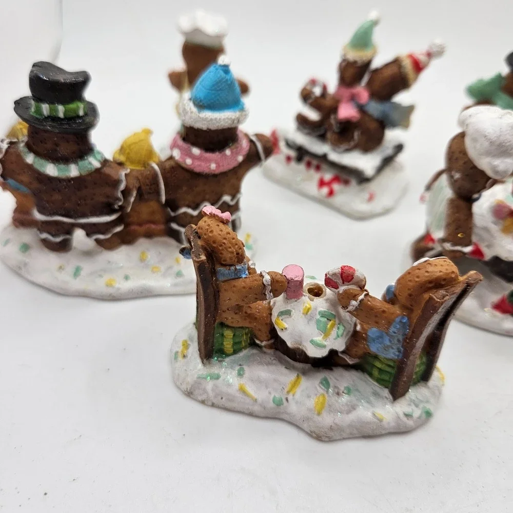VTG Lot 8 Gingerbread Christmas Village Figurines Candy Bakers Family Miniatures
